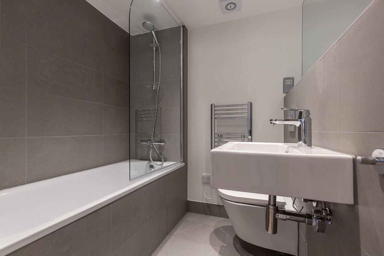 Kensington Olympia Apartment, Breakfast Londen